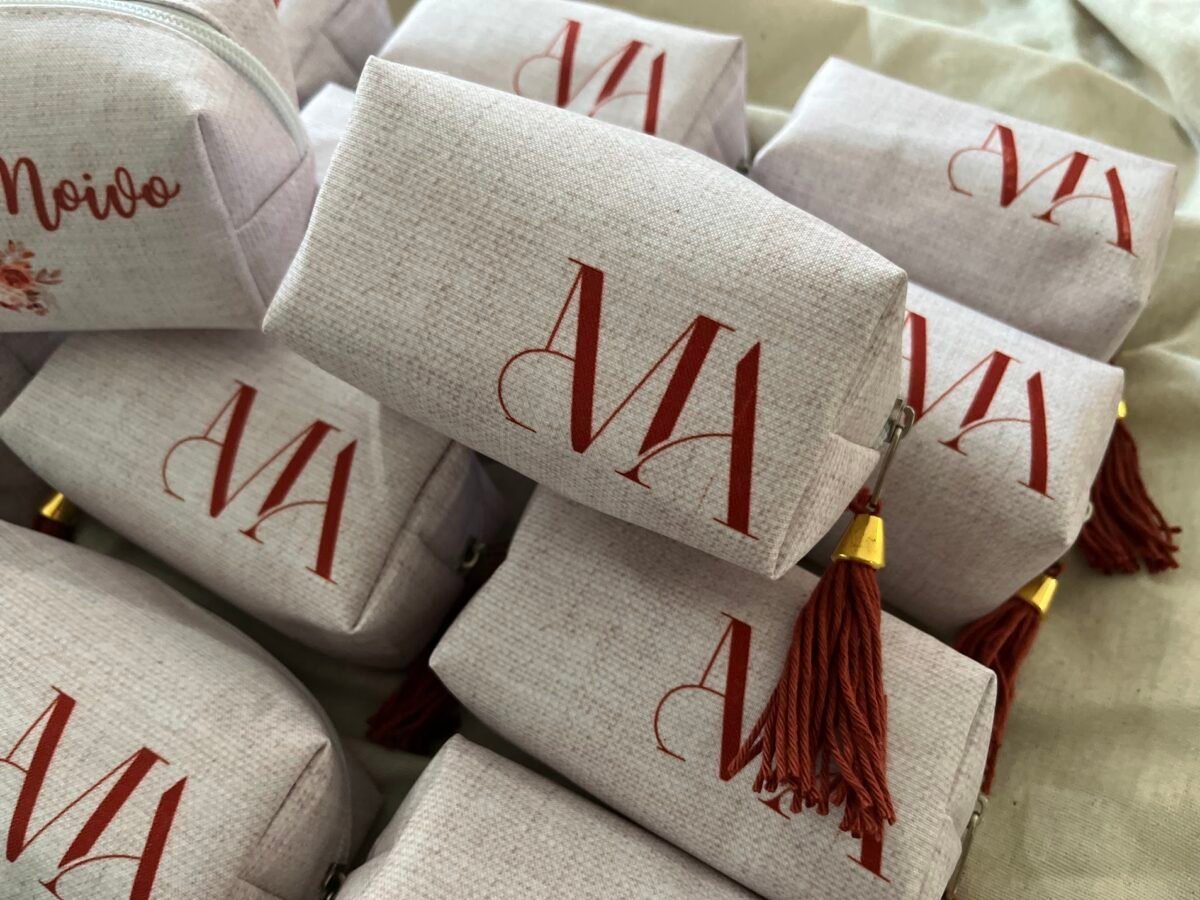 NÉCESSAIRE BOX PERSONALIZADA
