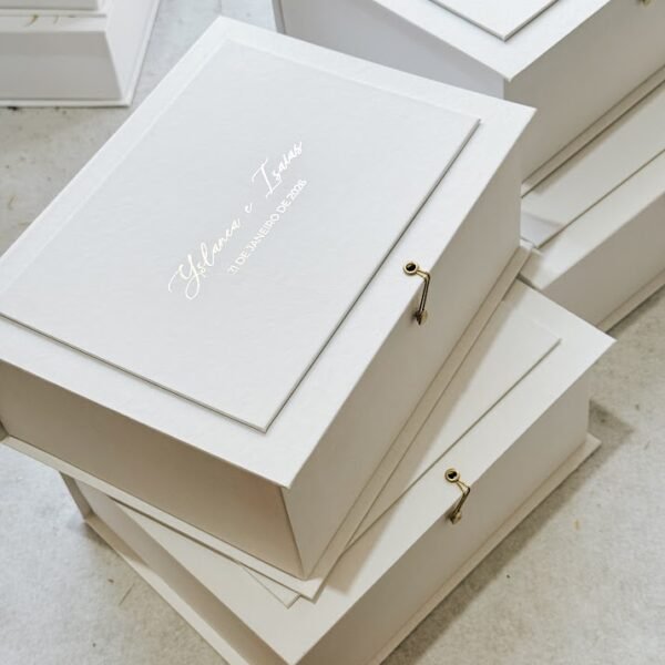 Linha De Caixas Lâmbda