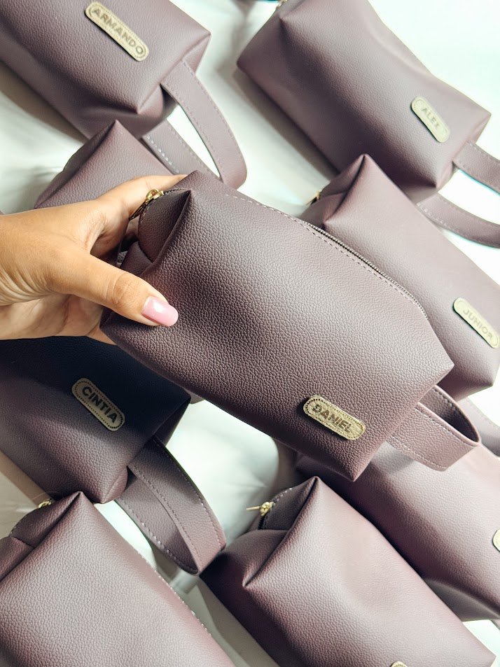 NECESSAIRE DE COURO BOX