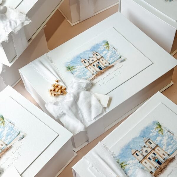 Linha De Caixas Nebulosa